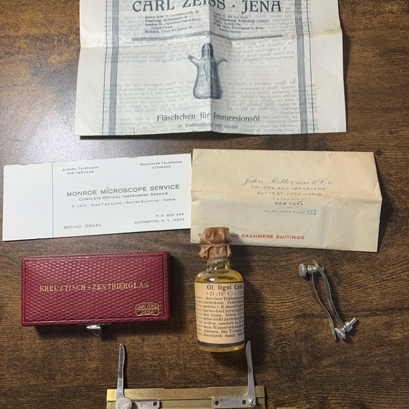 Early 1900's Compound Microscope With Box Key by R. Winkel, Göttingen, Nr. 95977 - Picture 4 of 10